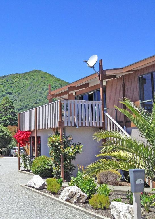 Picton Campervan Park 외부 사진