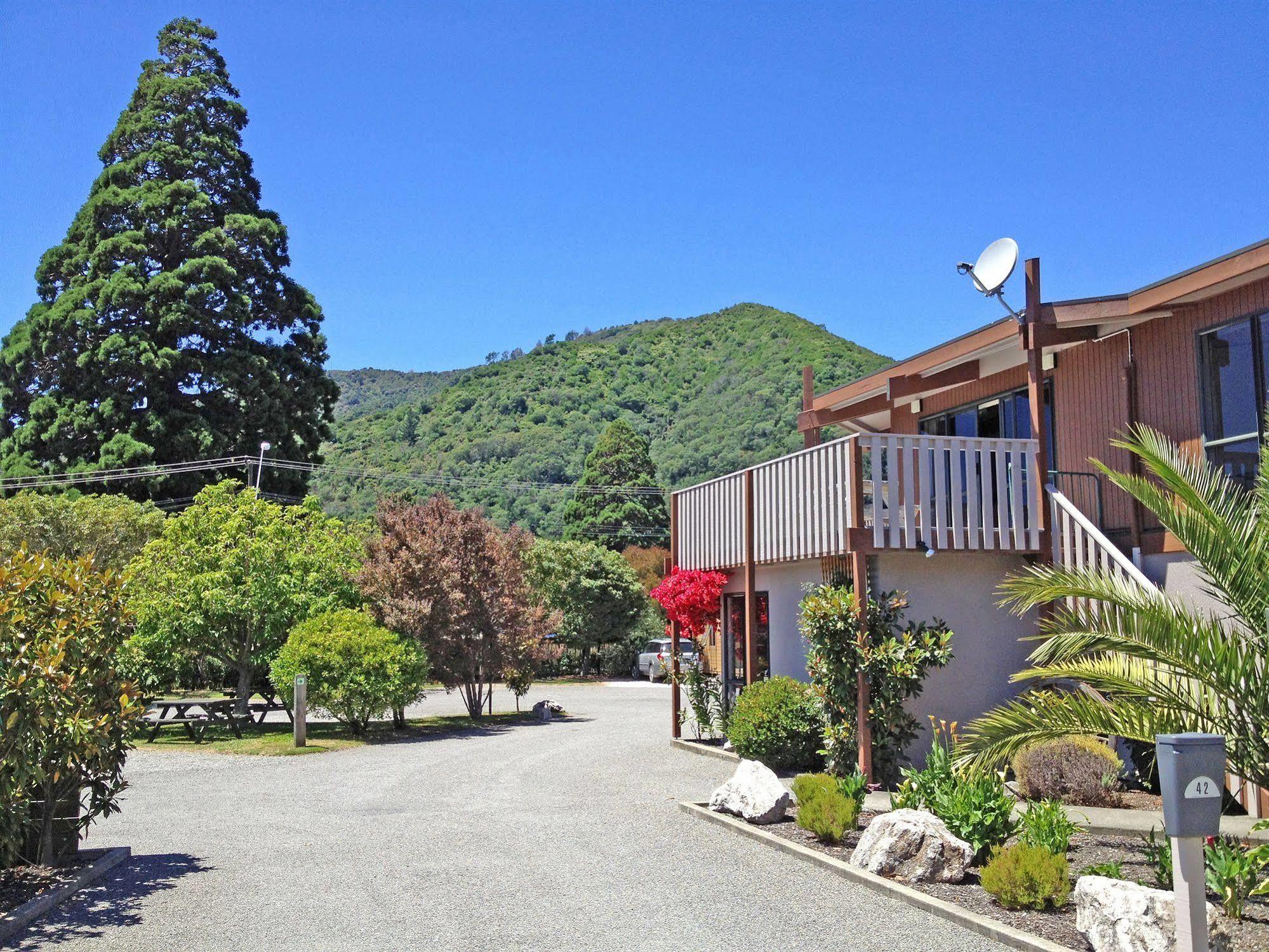 Picton Campervan Park 외부 사진
